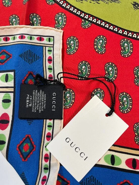 👜 Rare Gucci Blind For Love Tiger Moon Silk Scarf – NWT - Picture 8 of 16